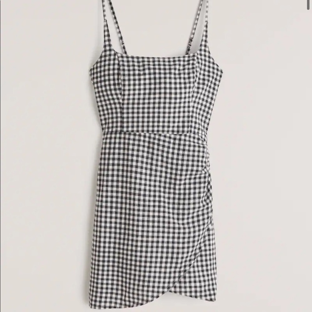 Abercrombie & Fitch Scoopneck Wrap Mini Dress